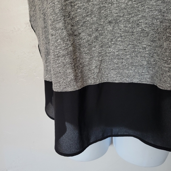 Express Womens Small Grey Short Sleeve Blouse Black Chiffon Trim Business Casual - Picture 6 of 7